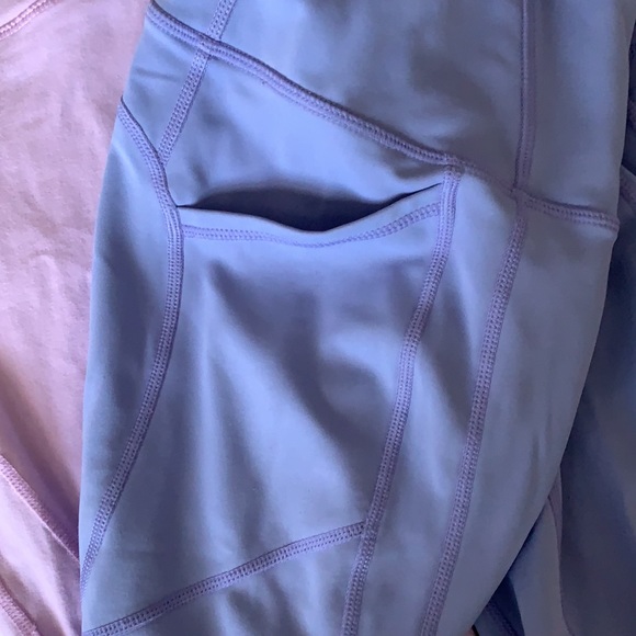 Bundle of TWO TYC leggings - Picture 2 of 3